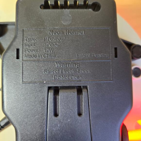 Arkasas Razorbacks Helmet Shaped Neon Sign Plug In Wall Hanging 10x8.5x3 Red - Picture 5 of 5